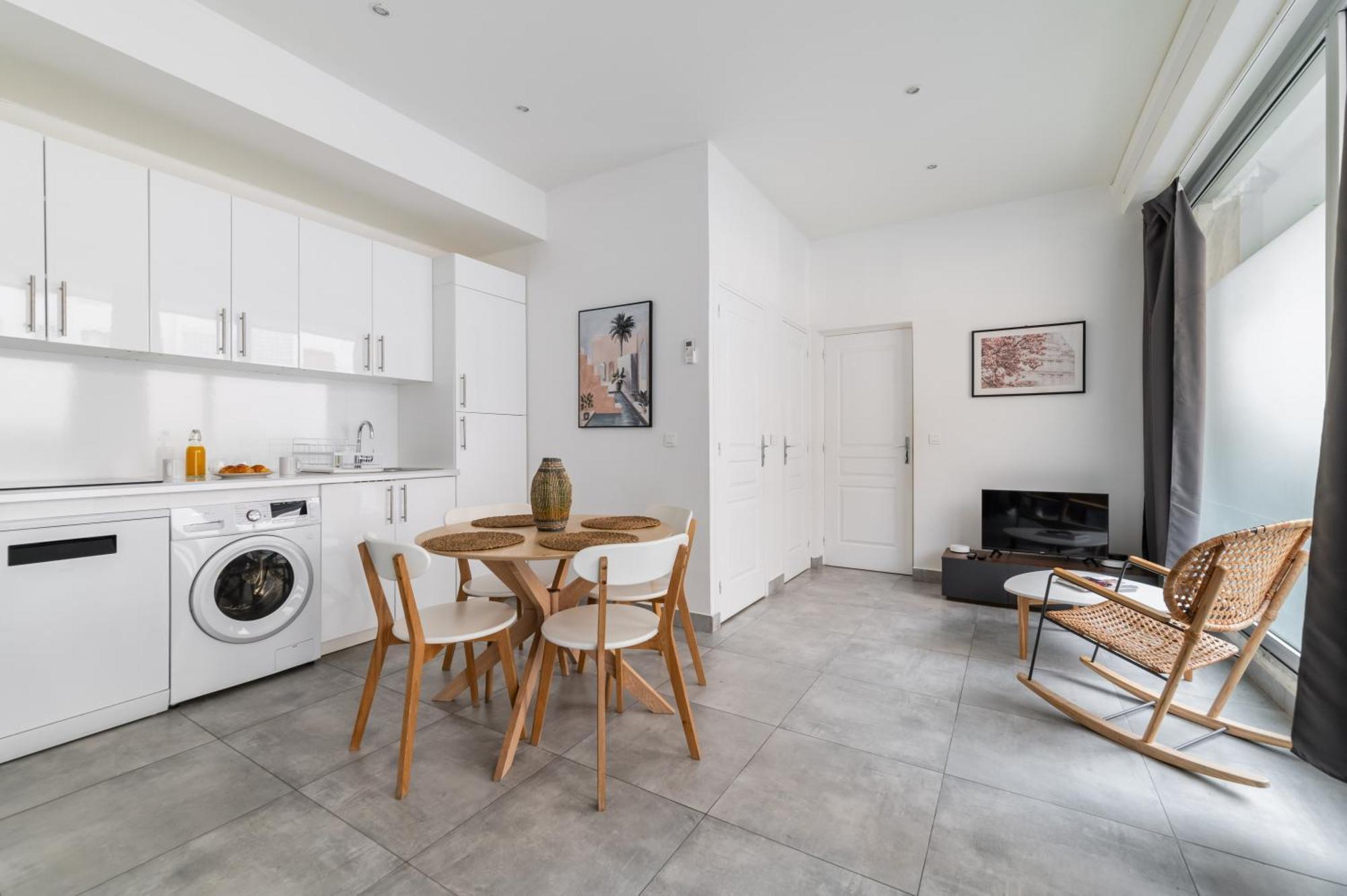 Charmant Appartement Calme Place Du Trocadero - 4P - Flat-Guest Paris Bagian luar foto